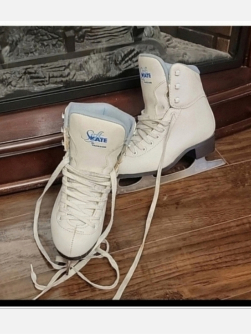 Jackson ise skating  size kids 2